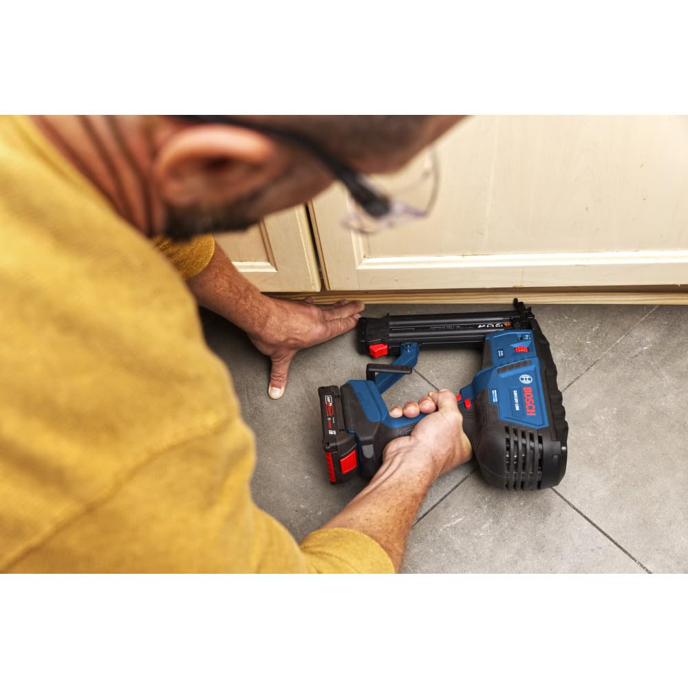18V Brushless 18-Gauge Brad Nailer Kit with Battery and Charger G52721