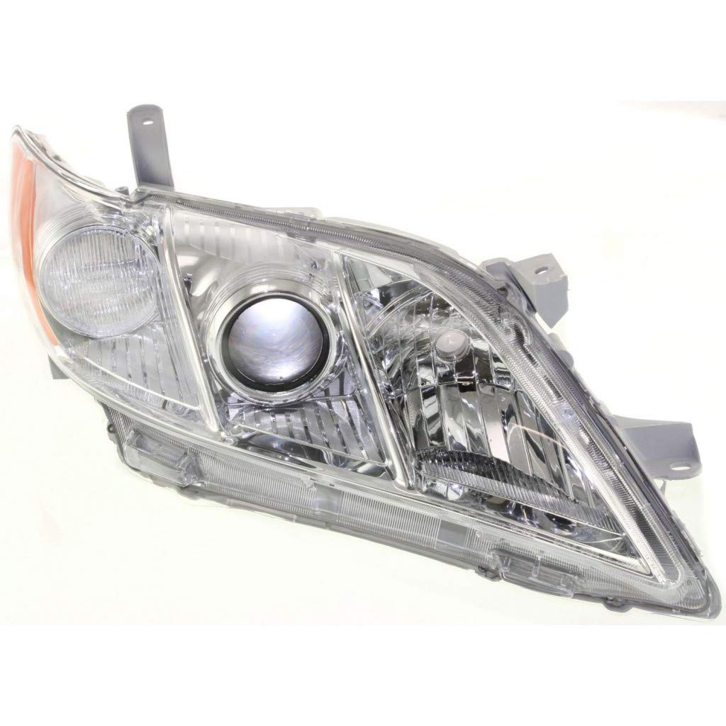 Toyota Camry Headlight Assembly Pair Driver and Passenger Side D665169