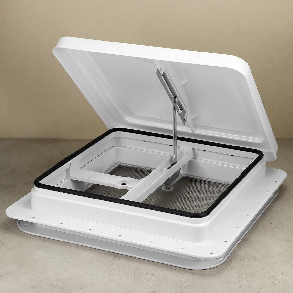 14 x 14 Manual RV Roof Vent Translucent Lid I66244