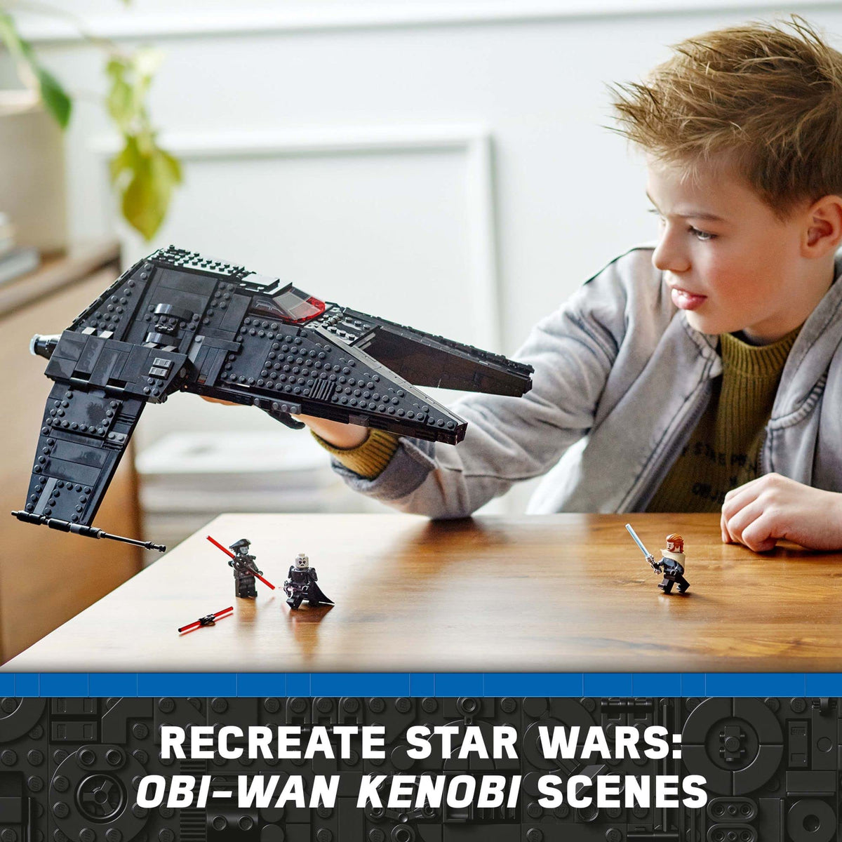 Buildable Toy Starship with Blue and Double-Bladed Red Lightsabers V328