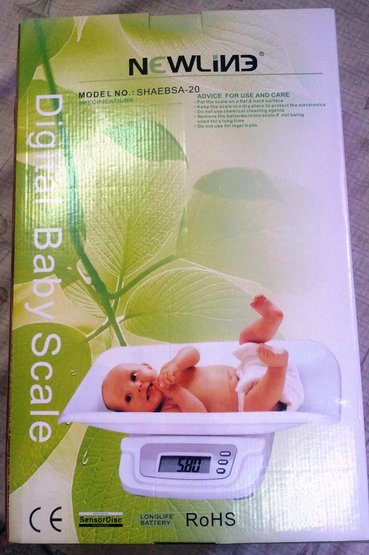White Digital Baby Scale Z920